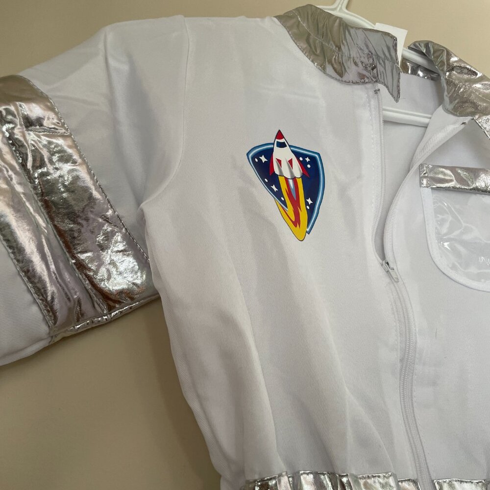 Astronaut Costume - Picture 7 of 14